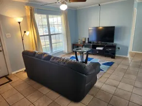 Inviting 3BR - A Stone's Throw From Fort Johnson! - Image 2