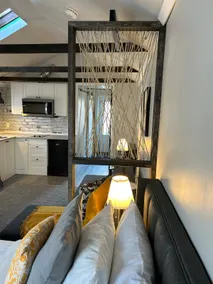 Clean & Cozy Detached Home - Image 4
