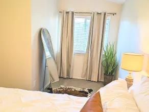 Luxury Living at Your Doorstep|3 BR |2 BA Sleeps 6 - Image 4