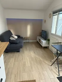 Studio close to the airport/beach/pool - Image 5