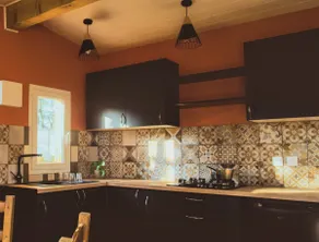 Chalet surrounded by nature, on large wooded grounds - Image 4