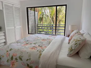 Entire Upper Level Park View Suite, 5 Mins Gosford - Image 3