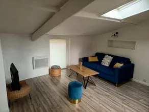 2-bedroom apartment by the Loire - Image 4