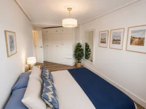 Bright, spacious apartment near beaches and metro - Image 4
