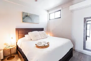 2 Queen bed / ensenada downtown - Image 4
