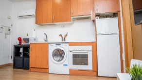 Apartment | Parking | Airport | Ifema | Sleeps 4 - Image 2