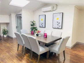 BiG Group16PPL-Victorian5BR Home-Spacious-CityTram - Image 2