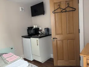Small Remote Detached Room with Private Entrance - Image 5