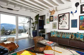 Stylish Mountain House with Reservoir Views - Image 5