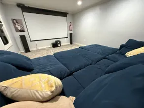 Fun, Cozy, Theater basement! - Image 5