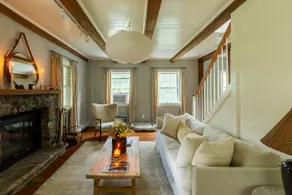 The Kripplebush Farmhouse: Hot Tub, Pool and WBF! - Image 2