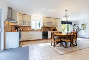 A Private Escape in Chertsey - Image 4