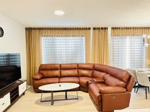 Brand New Luxury & Spacious Home Stay at The Hills - Image 2
