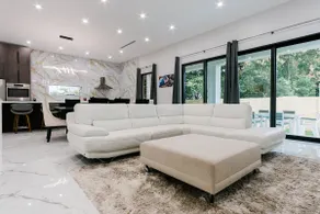 Brand new Sleeps 14! Long term discount. Book now! - Image 3