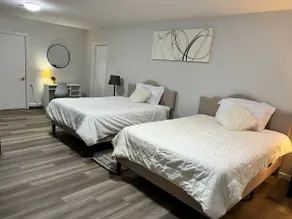 The Great Room - fully cozy & private Townhome - Image 2