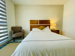 Entire house, new, clean and good area. - Image 3