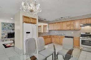 The Grand Residence - Image 2