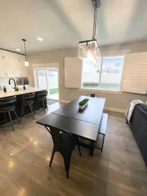Crisp Modern Stay + Comm. Pool - Image 4