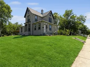 • Casa Dean sleeps 20 close to Fairgrounds • - Image 3