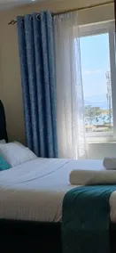 Comfy 1BR with the a lake view - Image 2