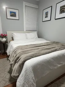 Modern, Cozy & Clean 2-BR (5-beds) Apt Near JFK - Image 3