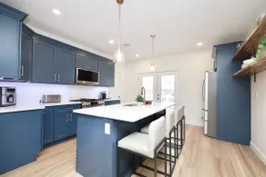 Large Groups, 6 beds, close to subway, Huge - Image 2