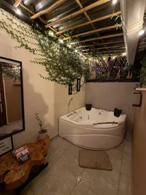 Inn Home, Apartment-Suite with Jacuzzi - Image 4