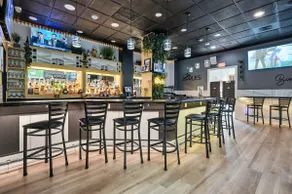 Private Hotel Room + 2 Double Beds | NYC & EWR - Image 4