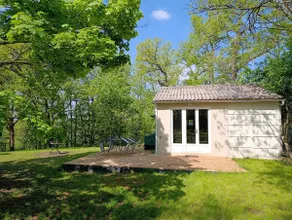 Quiet house on the edge of the woods - Image 4