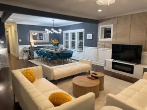 Stunning Modern& Spacious Sleeps 16 - Image 3