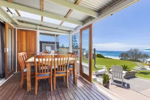 Glory House at Culburra - Beachfront - Image 2