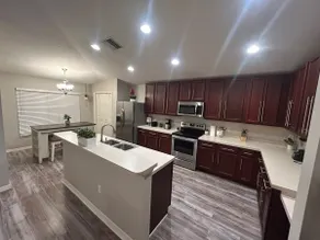 Home away from home - Image 4