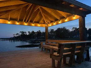 Waterfront, Slps 8 | dock, firepit, arcade+ kayaks - Image 4