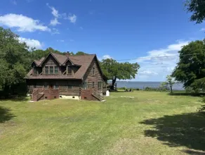 Waterfront, Slps 8 | dock, firepit, arcade+ kayaks - Image 5