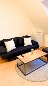 Modern apartment with parking & workplace - Image 3