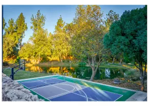 13-Acre Estate, Pool, Pickleball, Sleeps 20+ - Image 5