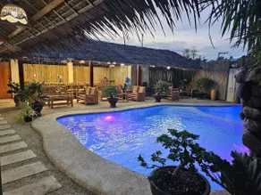 Private Waterfalls Garden House.Free Housekeeping. - Image 4
