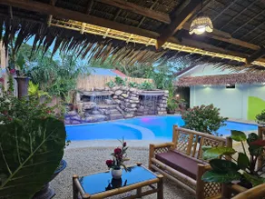Private Waterfalls Garden House.Free Housekeeping. - Image 3