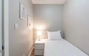 3 JW house - Image 2