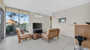 Nautilus - Modern Lakeside Escape - Image 5
