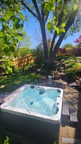 Urban Oasis with Hot tub and Gym | Location! - Image 3