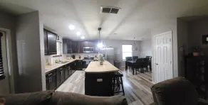 Home Near Six Flags, SeaWorld, Alamo Sportplex - Image 3