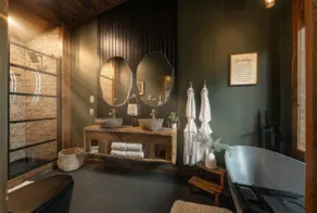 Chalet in the Orchard; Romance, Luxury, Relaxation - Image 2