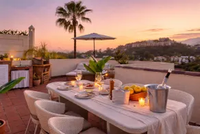 Luxury Duplex with Panoramic Views - Image 2