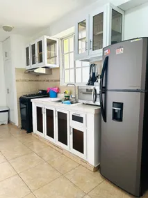 Comfy 1 bedroom—easy access-Alejo 3 - Image 4