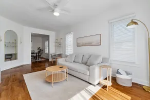 Luxury Modern Home: St. Mary’s Hospital, Downtown - Image 3