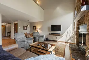 Golden Aspen Retreat - NEW Listing! - Image 4