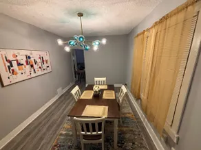 Cozy Home | 3 Beds | Free St. Parking - Image 5