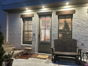 Basement apartment in Northshore - Image 2