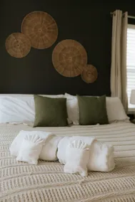 Spa Suite | Beaches, Breweries & Wine Country - Image 2